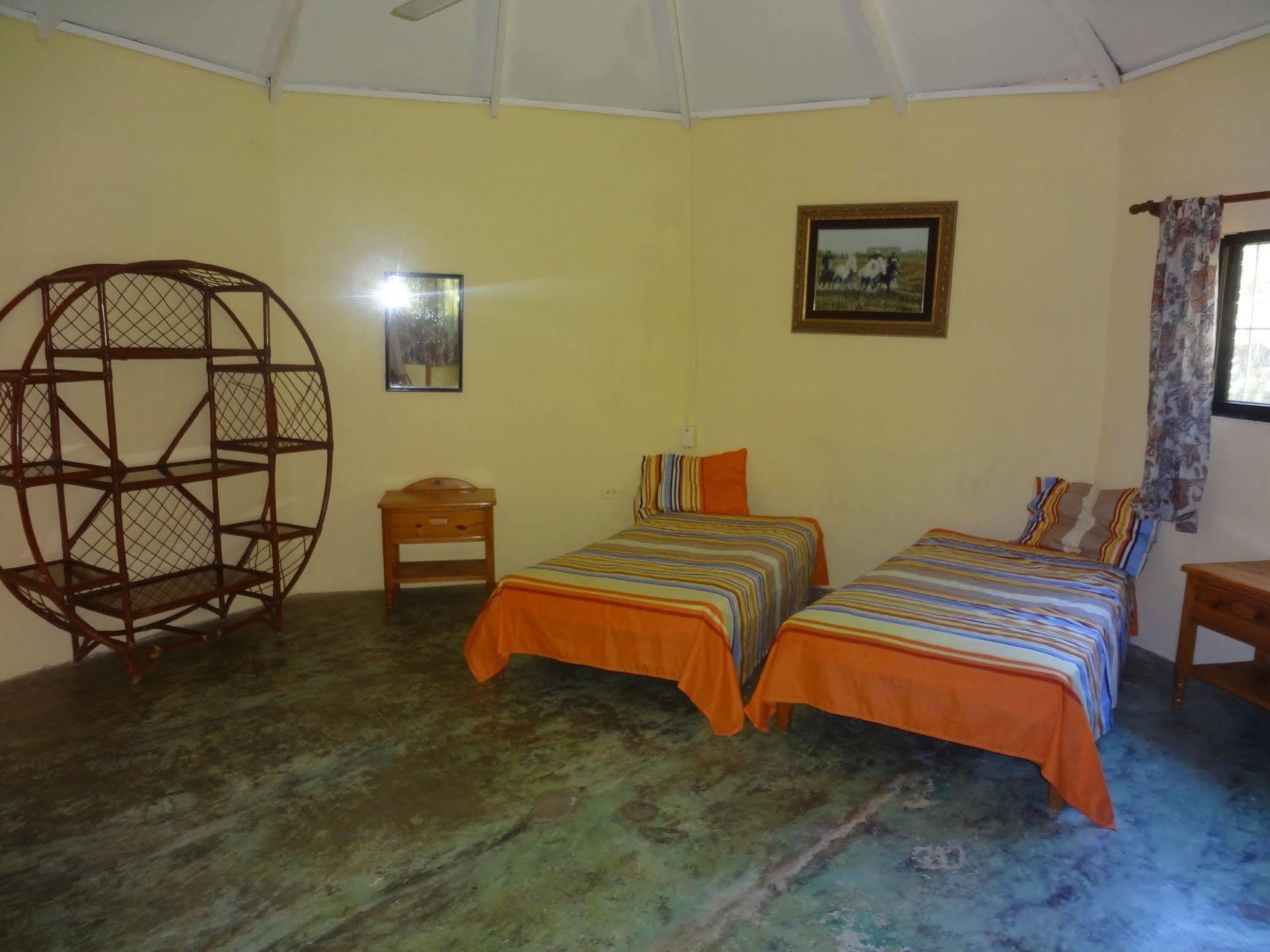 Gipsy Ranch Rooms Cabarete Exterior foto